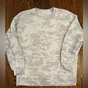 Lululemon Size 10 Gray Camo Crew Neck